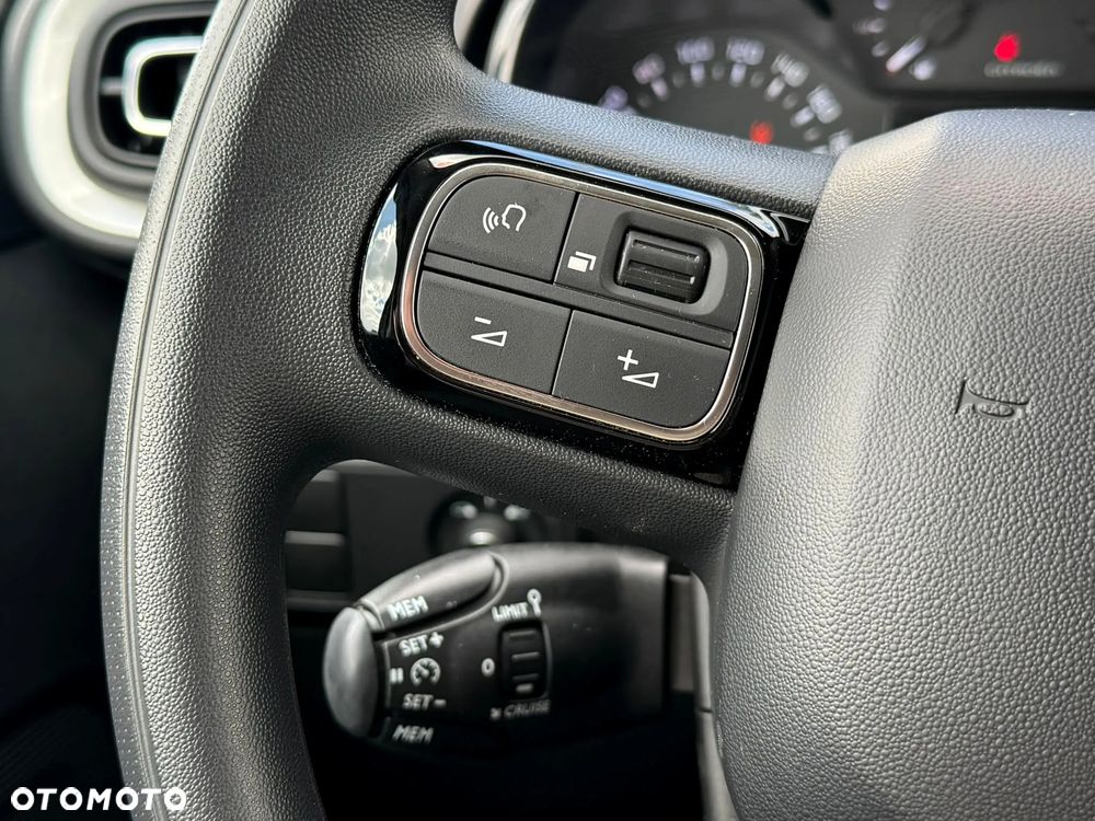 Citroën C3 1.2 PureTech Plus - 17