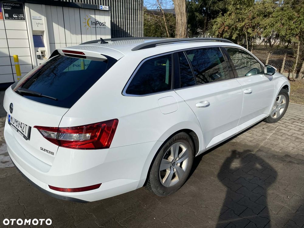 Skoda Superb 1.6 TDI GreenLine - 12