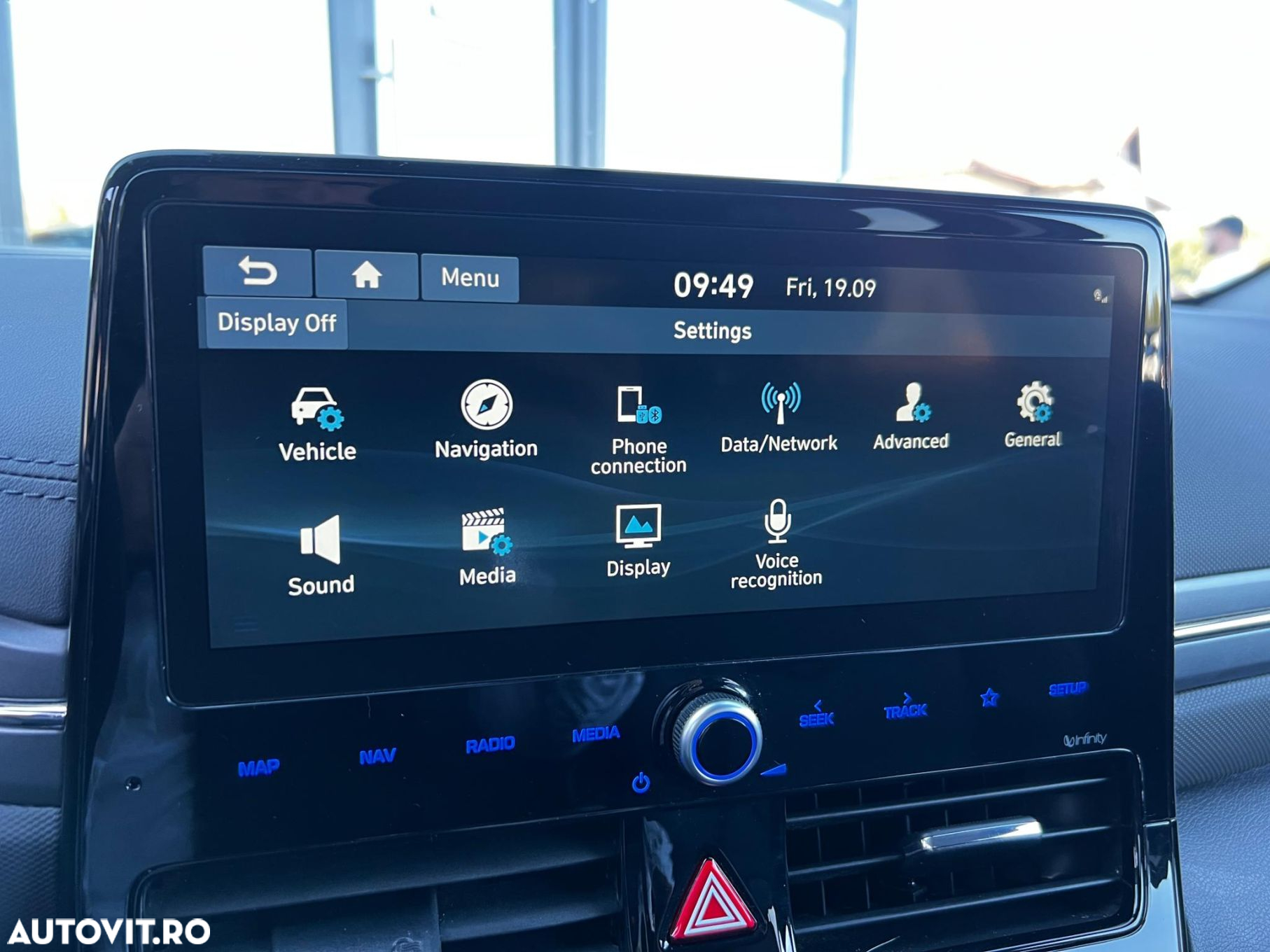 Hyundai IONIQ - 29