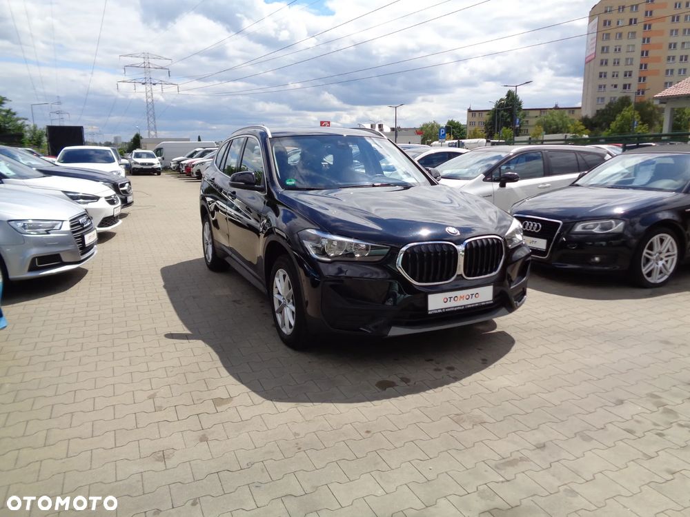 BMW X1 sDrive18d Sport Line - 7