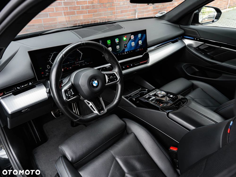 BMW Seria 5 520d - 23