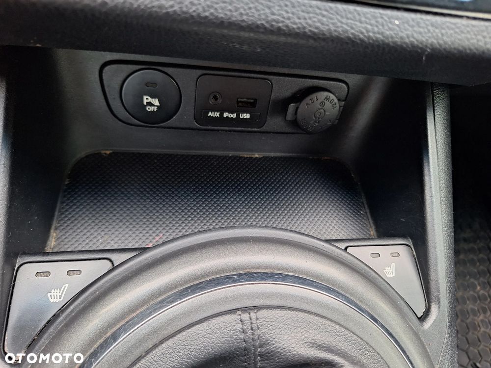 Kia Sportage 2.0 CRDI 184 4WD Fifa World Cup Edition - 29