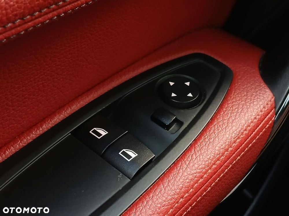 BMW Seria 1 - 36