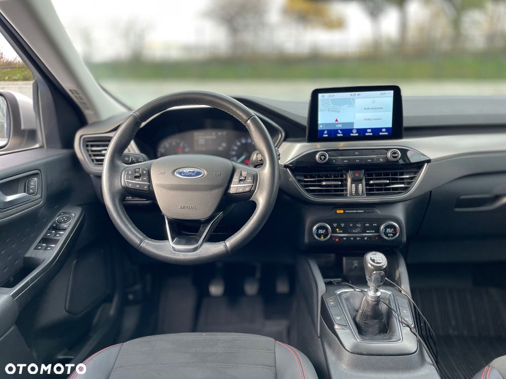 Ford Kuga 1.5 EcoBoost FWD Titanium X - 29