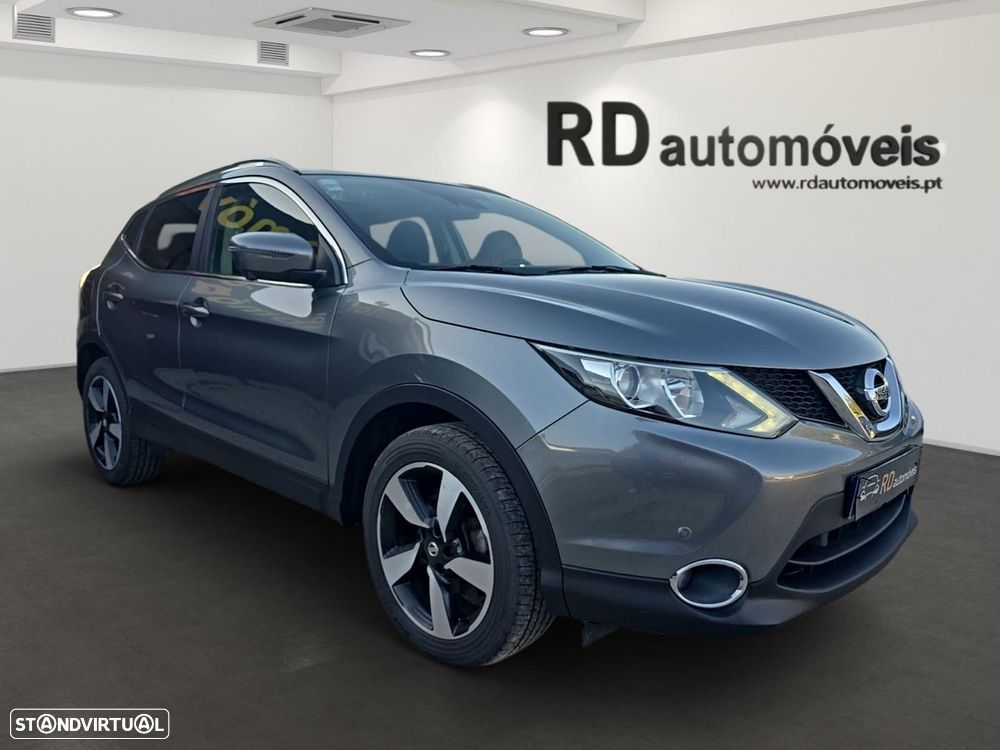Nissan Qashqai 1.5 dCi N-Connecta - 2