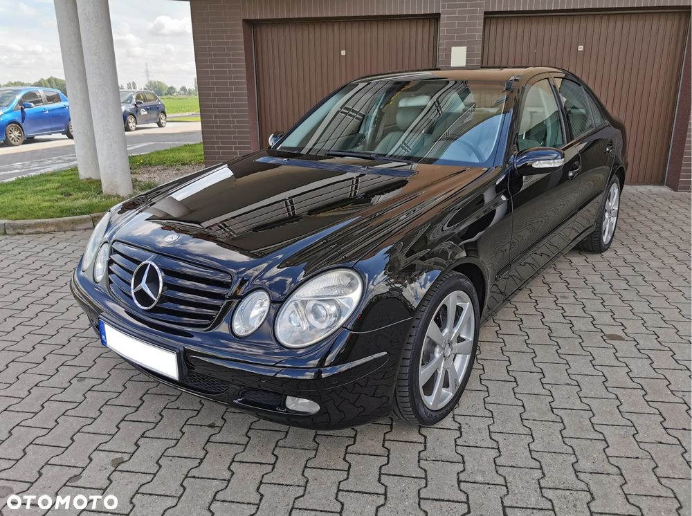 Mercedes-Benz Klasa E 240 Avantgarde - 29