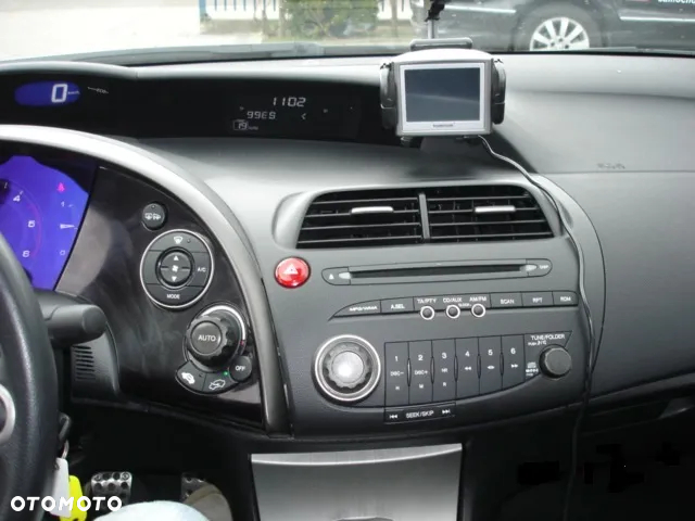 Honda Civic 2.2i-CTDi Comfort - 4