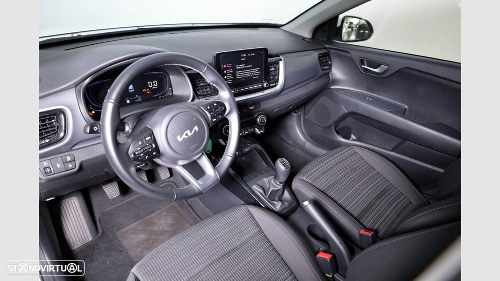 Kia Stonic 1.0 T-GDI Drive — fotografia 10
