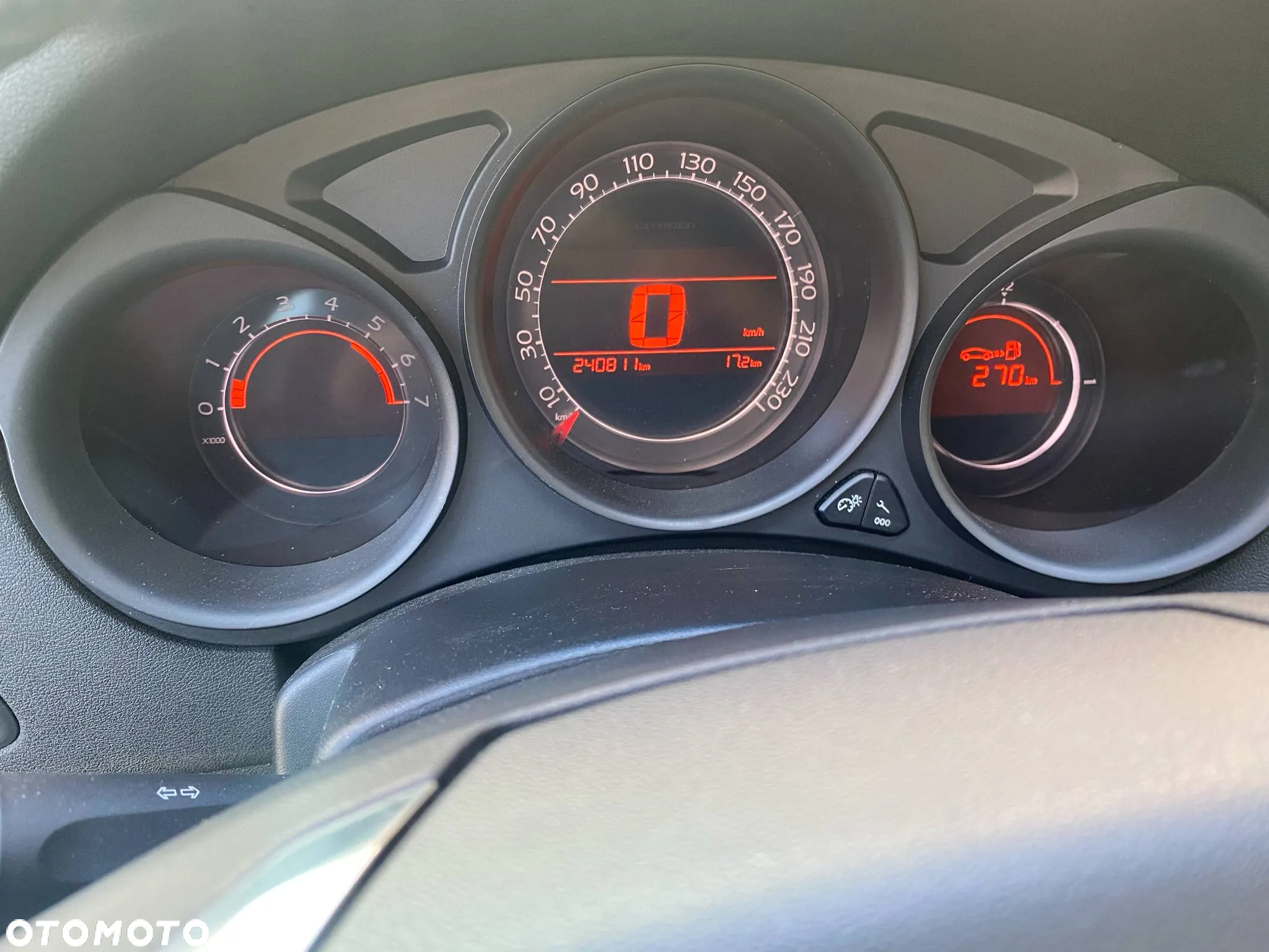 Citroën C4 1.6 HDi Vitamin - 12