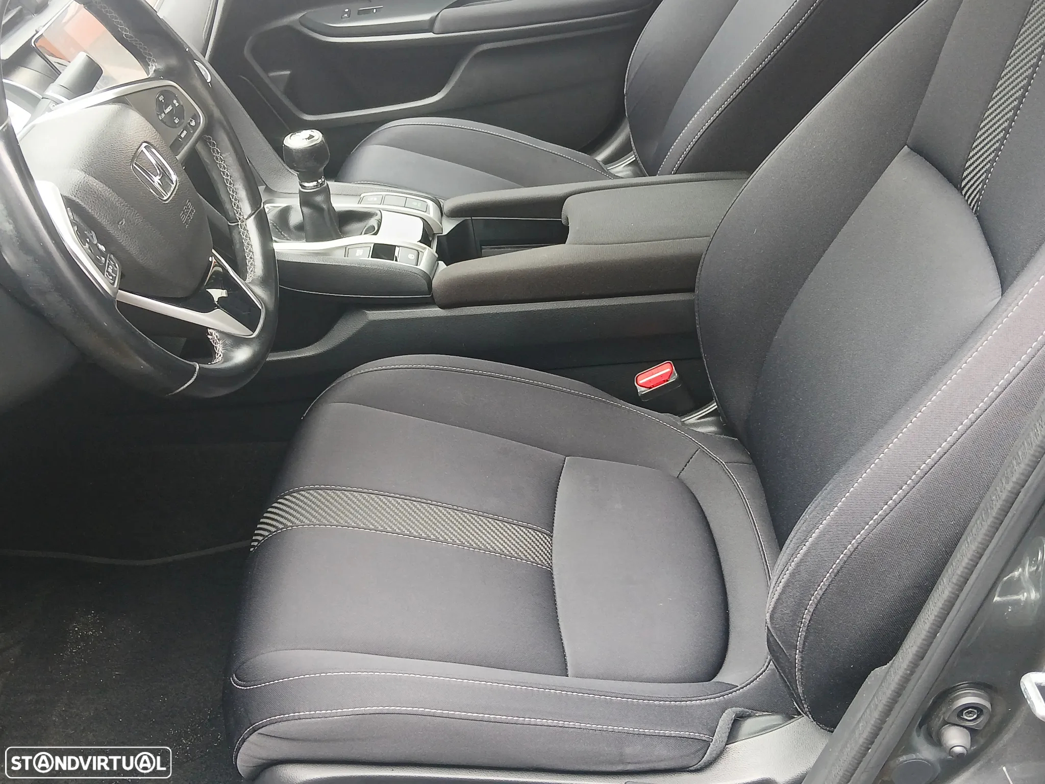 Honda Civic 1.5 i-VTEC Sport - 15