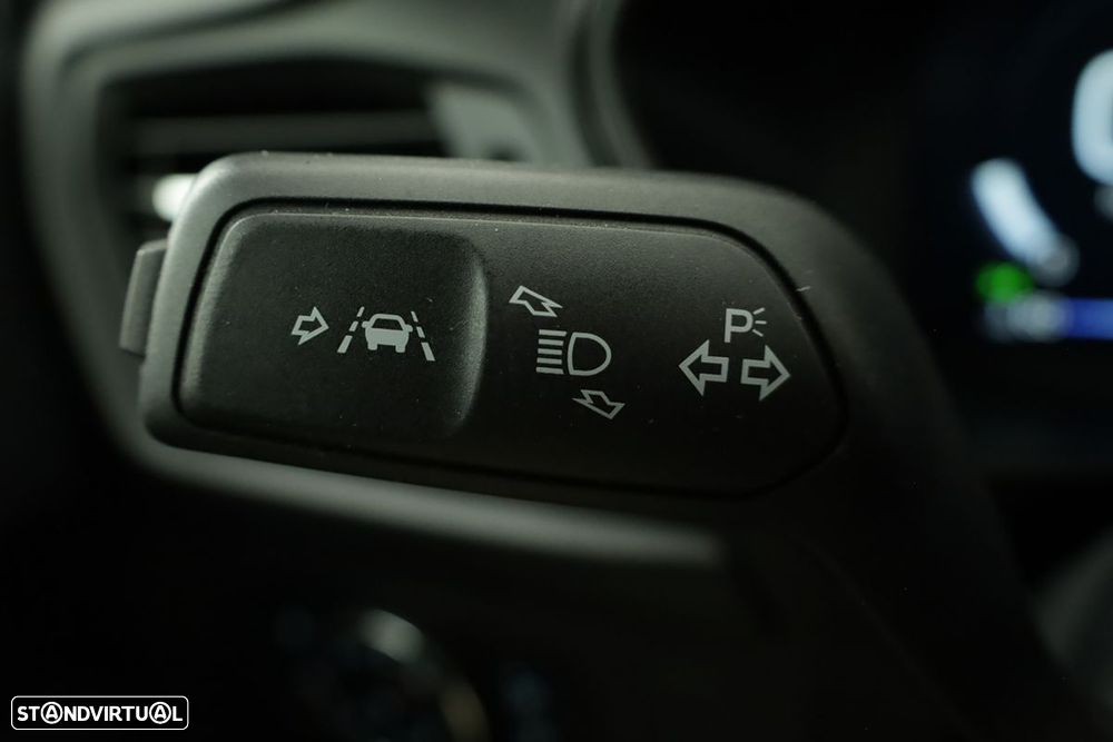 Ford Focus 1.0 EcoBoost MHEV ST-Line X Aut. - 17