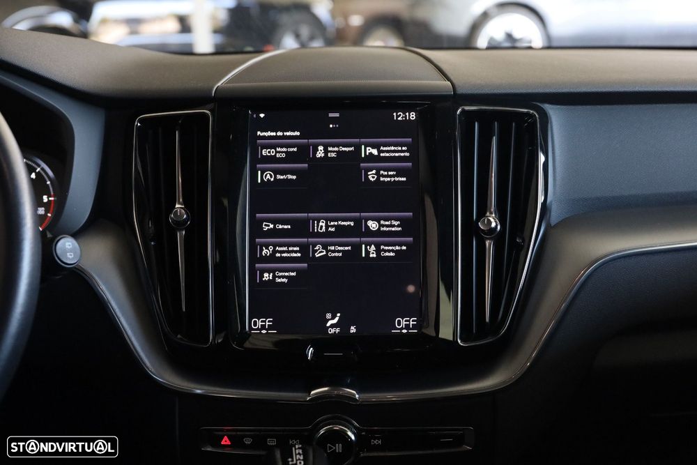 Volvo XC 60 2.0 D4 Momentum Geartronic - 20