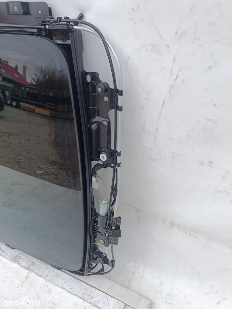 Dach Panorama Volvo V90 II  kod lakieru 492 2019r Szyberdach - 9