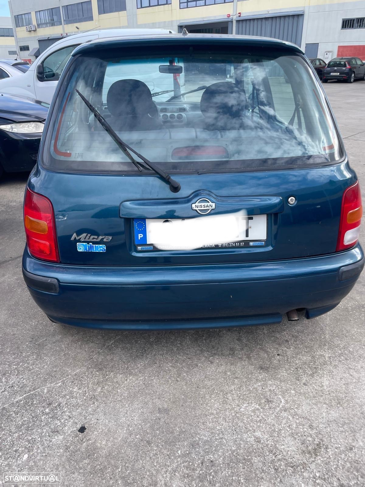 Nissan Micra K11 para peças - 4