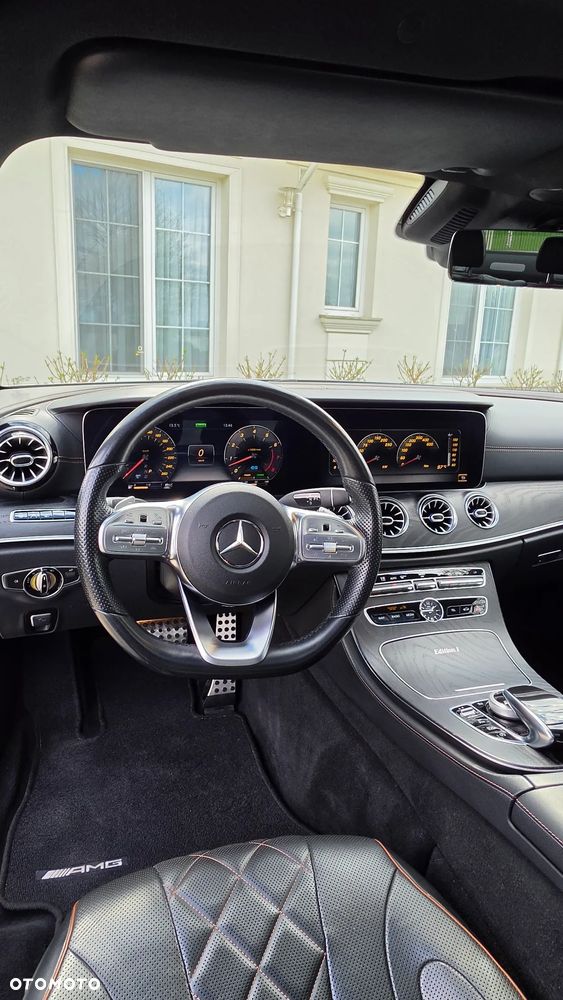 Mercedes-Benz CLS - 10