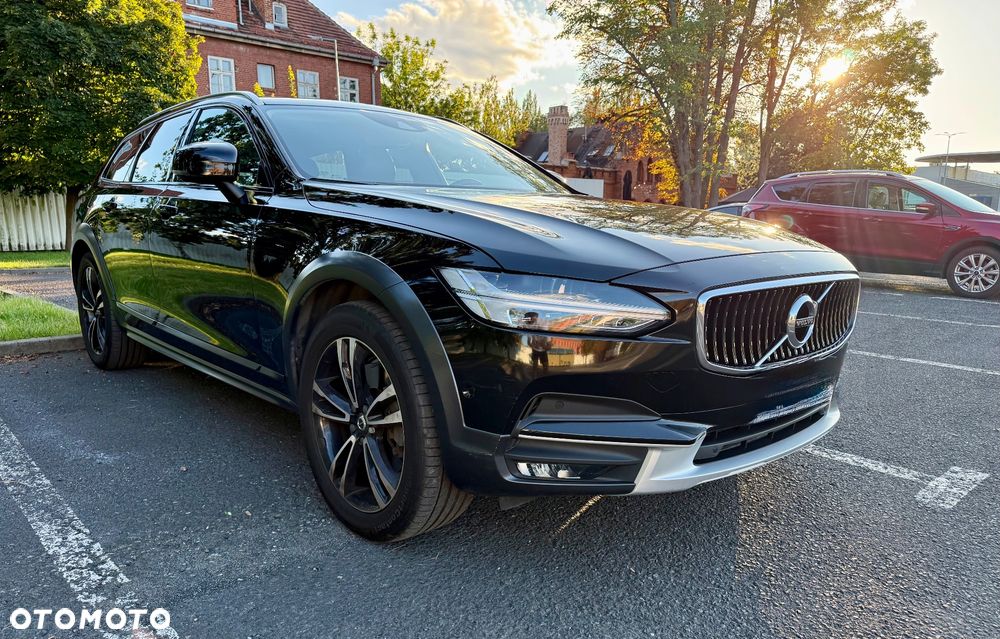 Volvo V90 Cross Country D5 AWD - 6