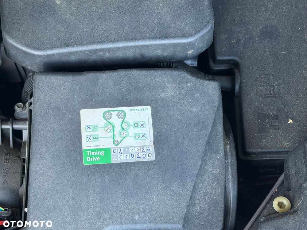 Ford C-MAX 1.6 EcoBoost Start-Stop-System Champions Edition - 40