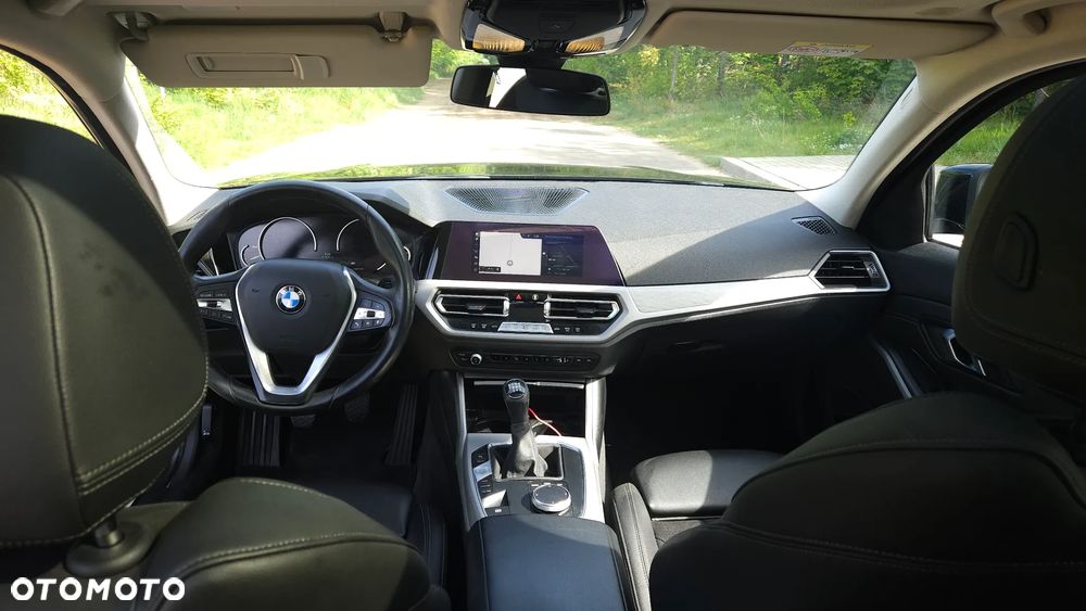 BMW Seria 3 318d Advantage - 17