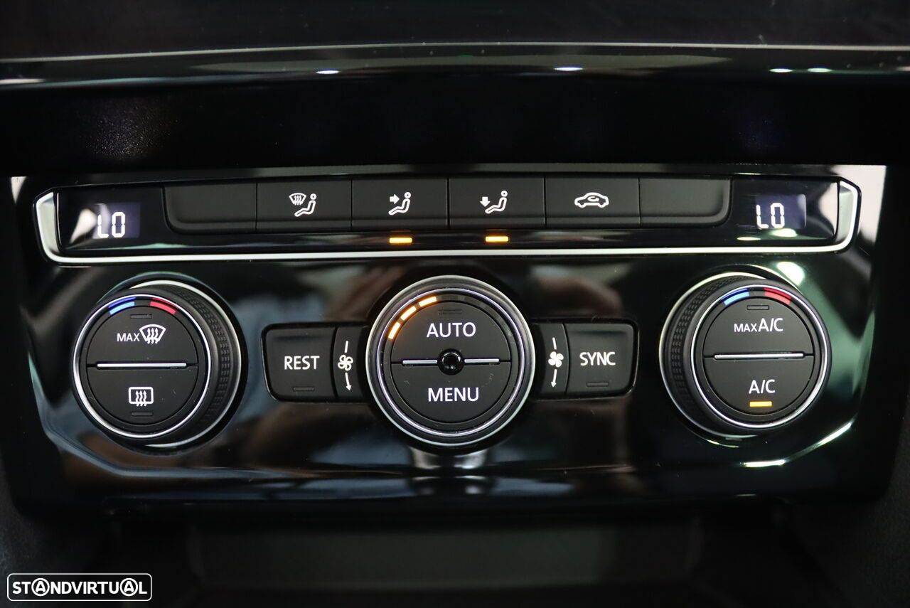 VW Passat Variant 1.4 TSI GTE Plug-in - 32