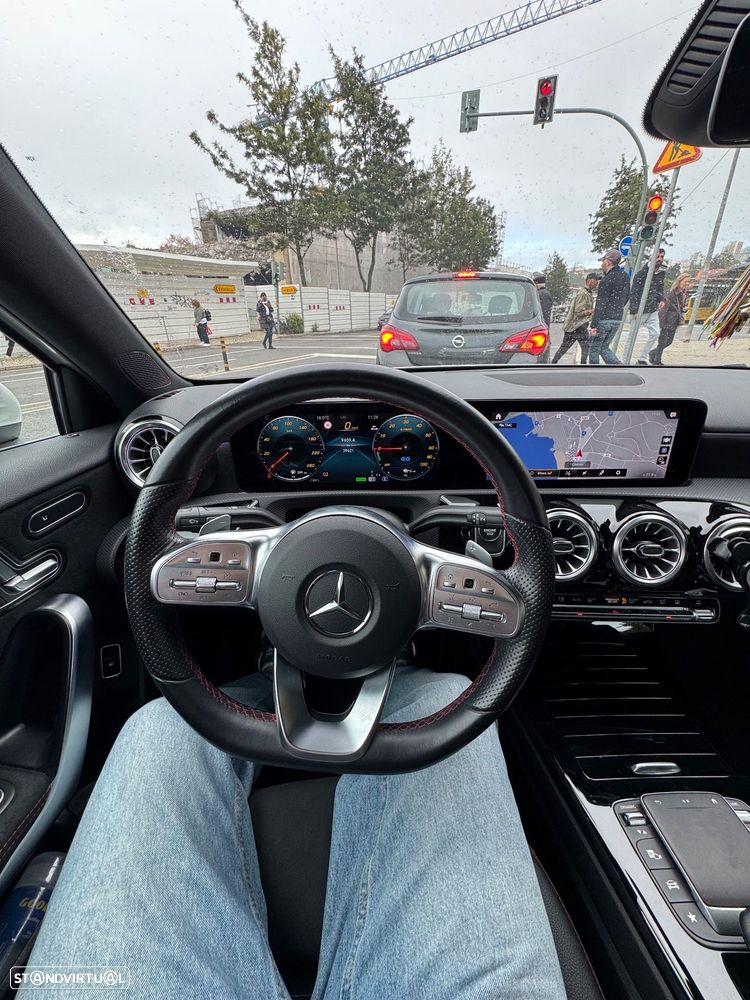 Mercedes-Benz A 250 e 8G-DCT AMG Line - 8