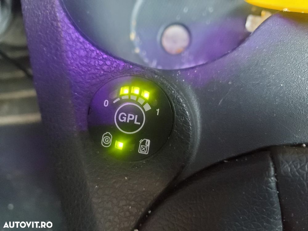 Dacia Sandero 1.2 16V 75 Ambiance - 7