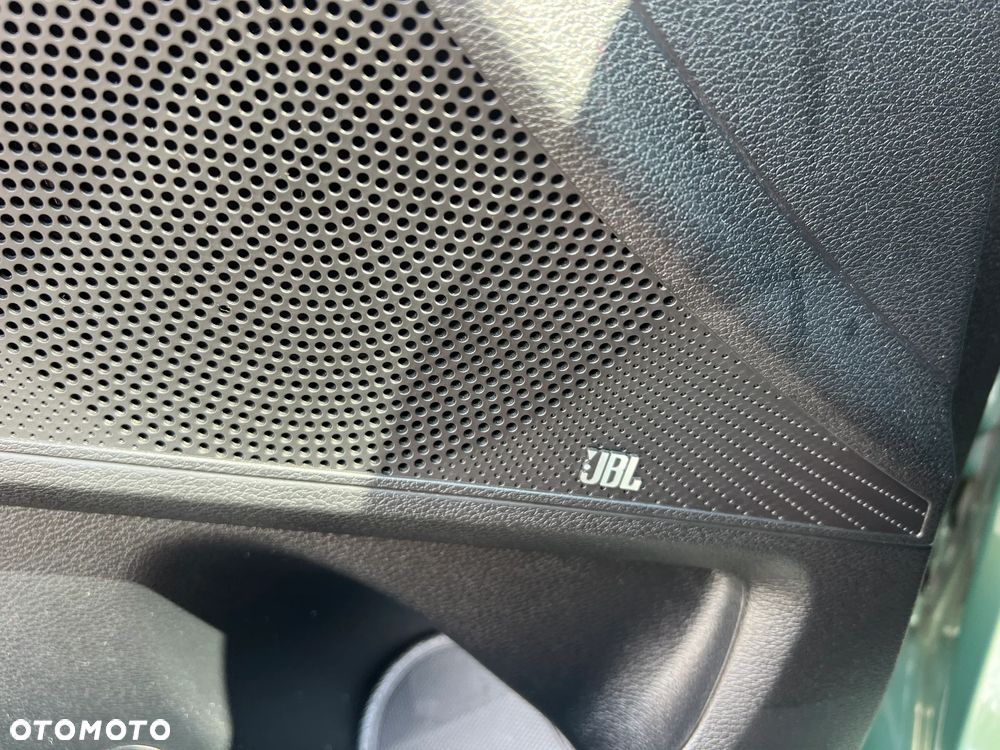 Kia Ceed - 27