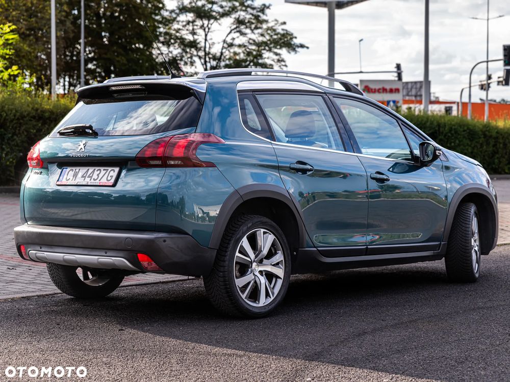 Peugeot 2008 1.2 Pure Tech Allure S&S EAT6 - 5