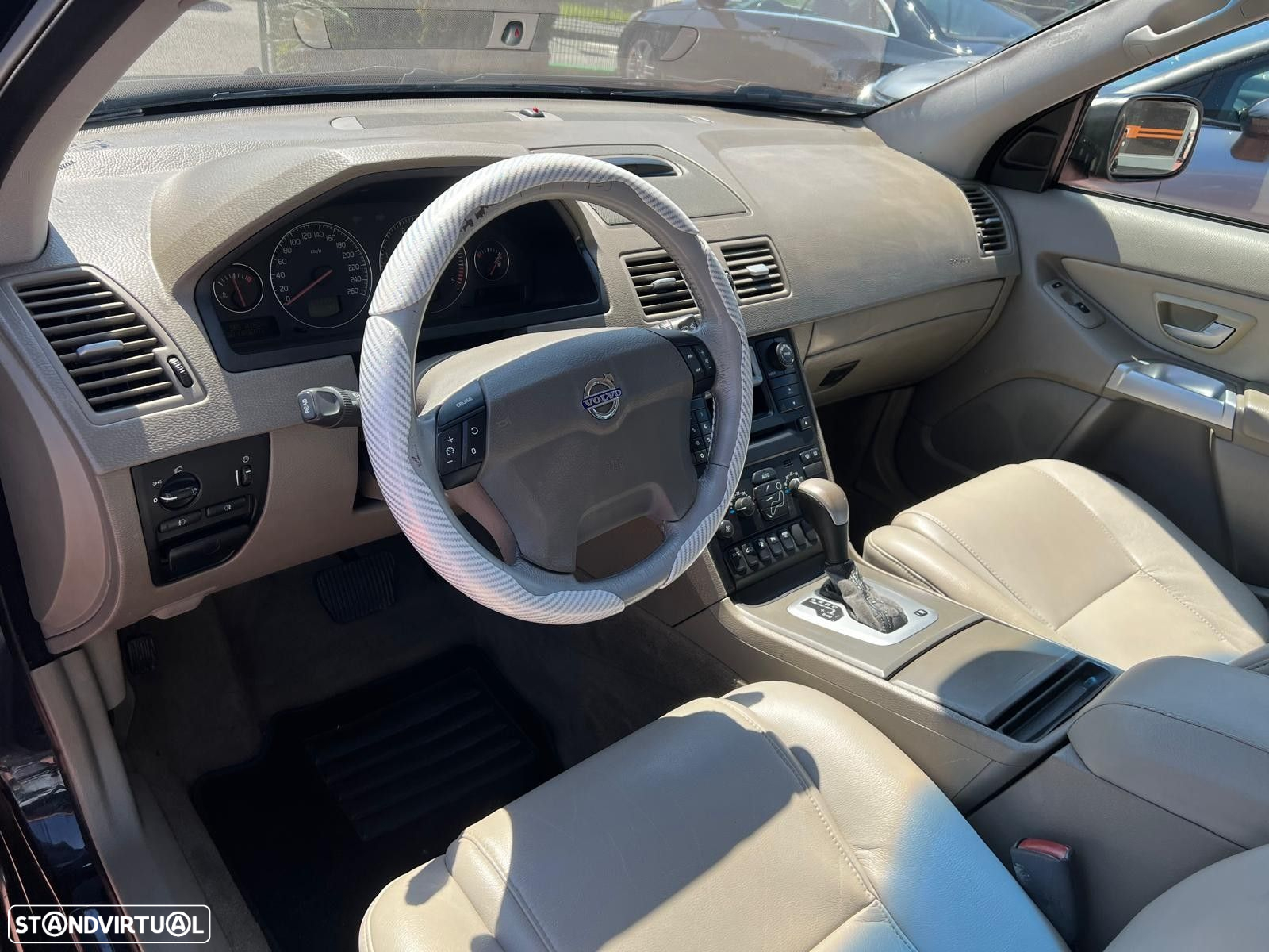 Volvo XC 90 2.4 D5 7L Executive - 8