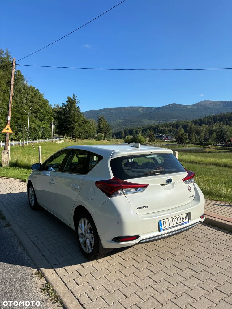 Toyota Auris Hybrid 135 Comfort - 7