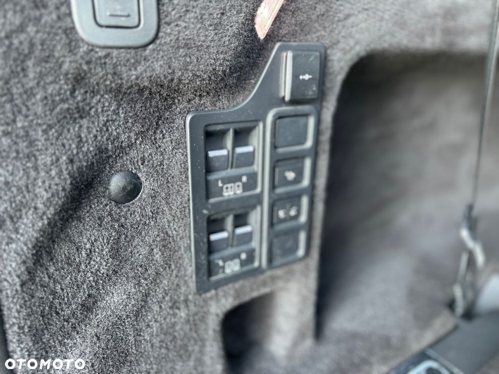 Land Rover Discovery - 39