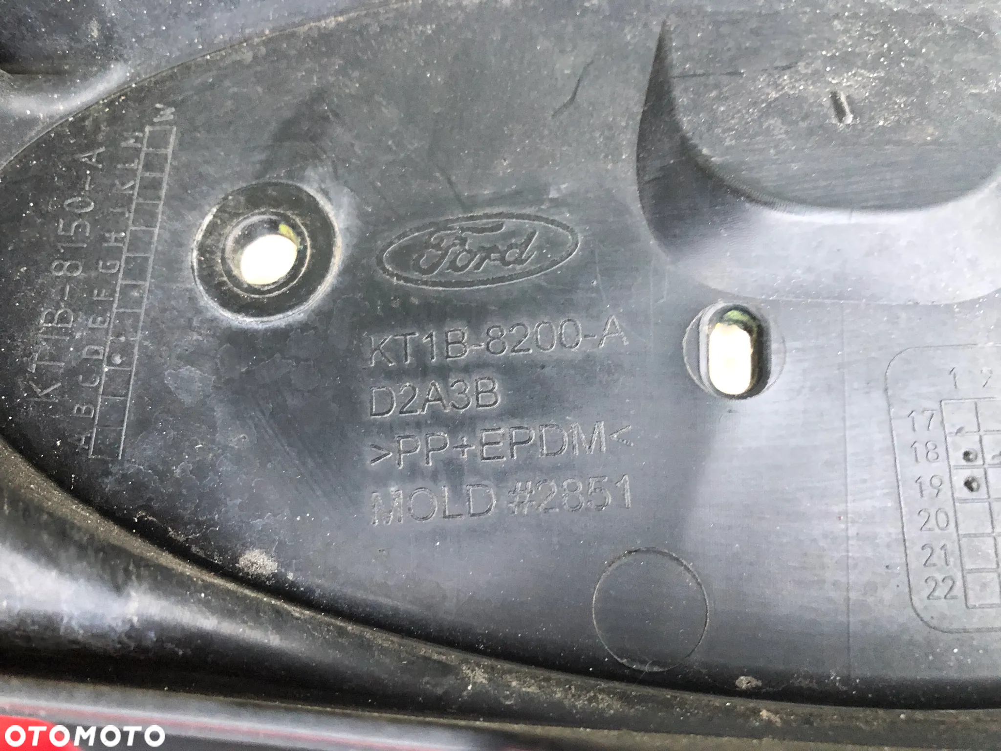 Ford TRANSIT CONNECT lift MK2 18R-OE KT1B-8200 atrapa chłodnicy grill - 3