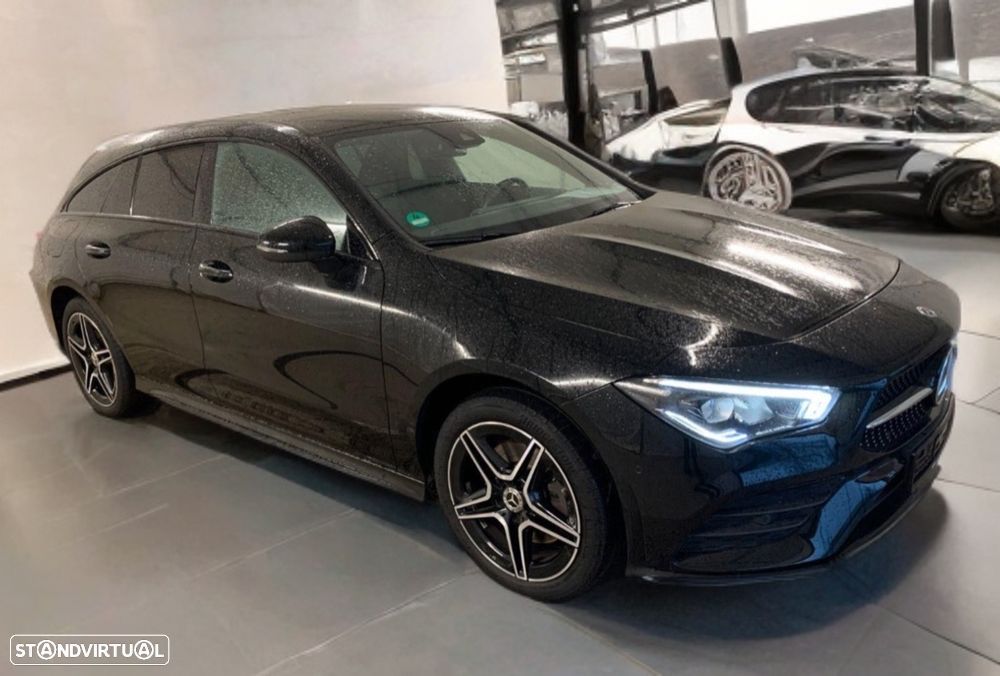 Mercedes-Benz CLA 250 e Shooting Brake AMG Line - 3