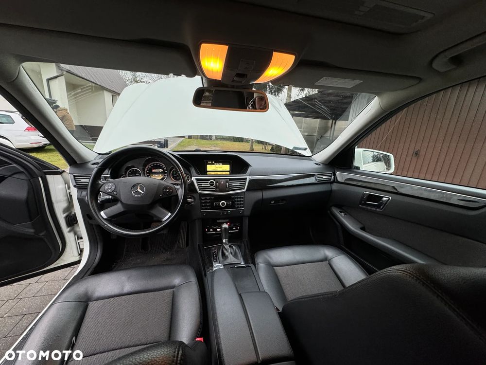 Mercedes-Benz Klasa E - 18