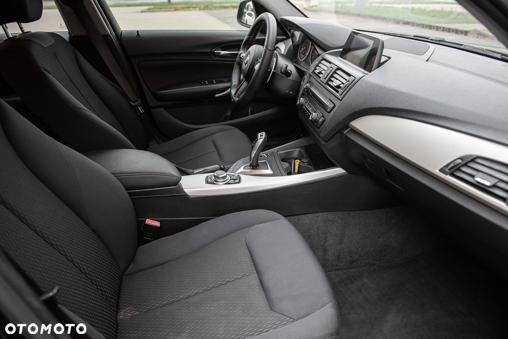 BMW Seria 1 116i Sport Line - 18
