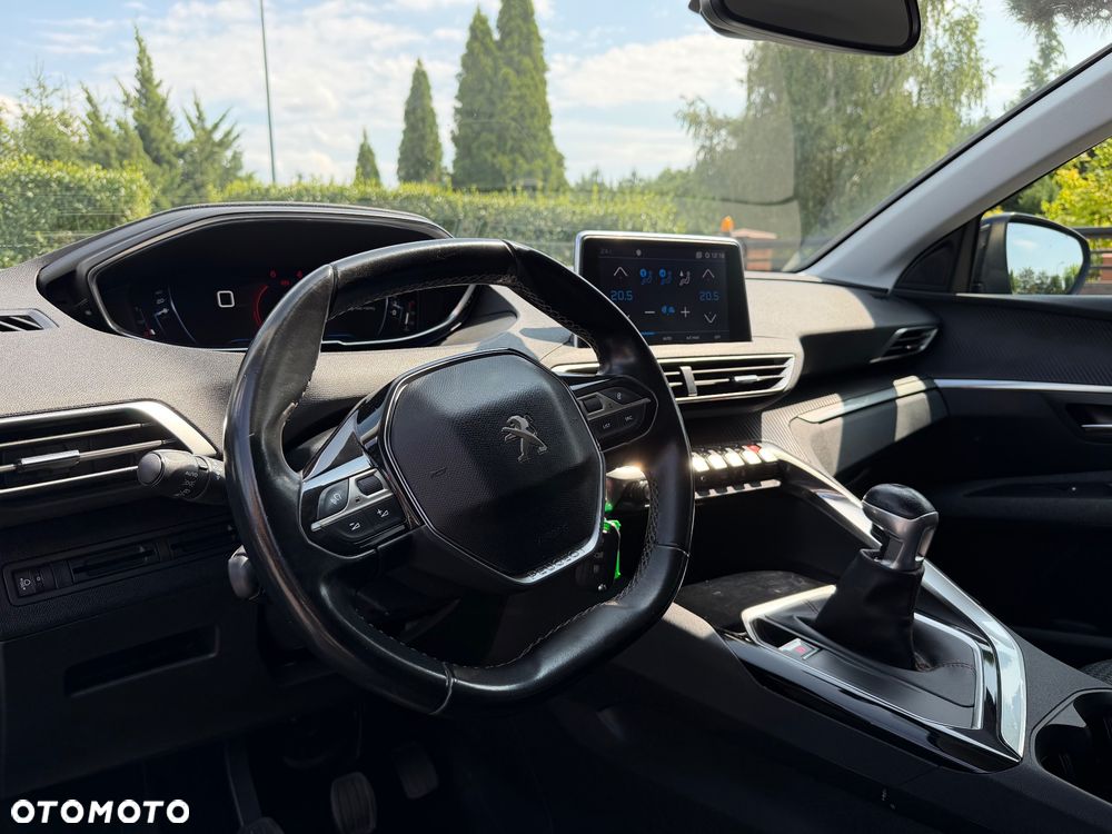 Peugeot 3008 1.6 BlueHDi Allure S&S - 30
