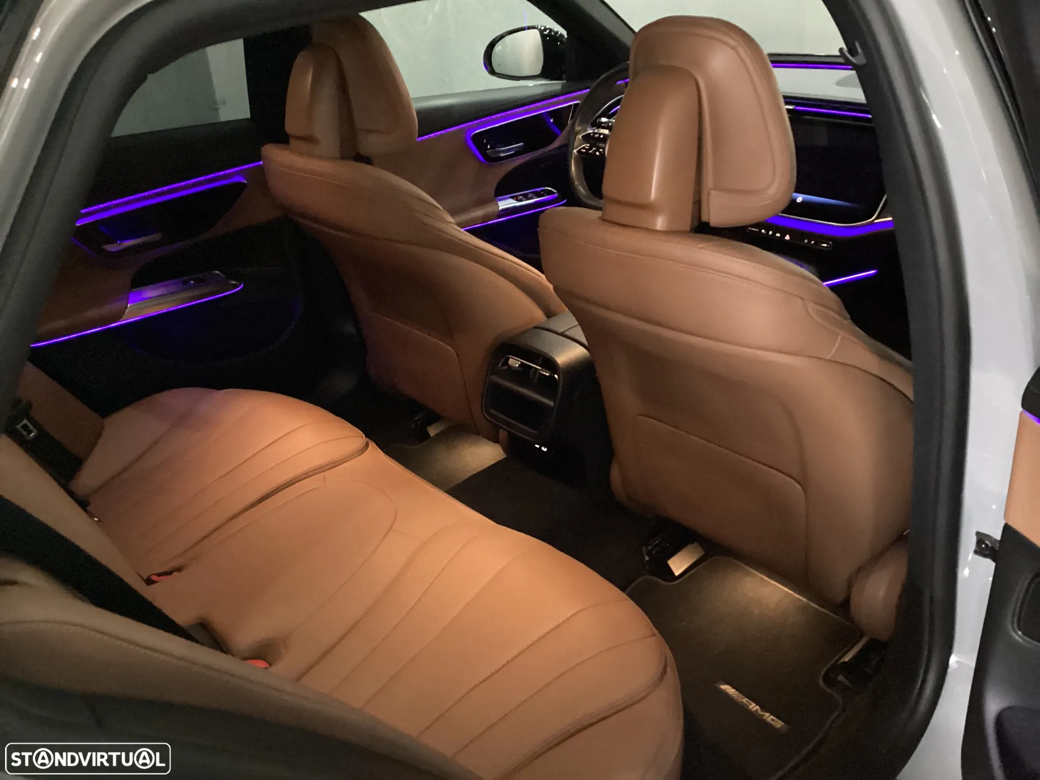 Mercedes-Benz E 300 e AMG Line - 15