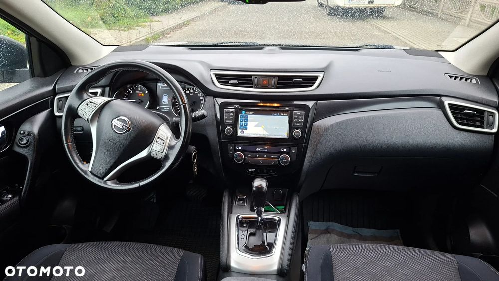 Nissan Qashqai 1.6 DCi Tekna Xtronic - 9