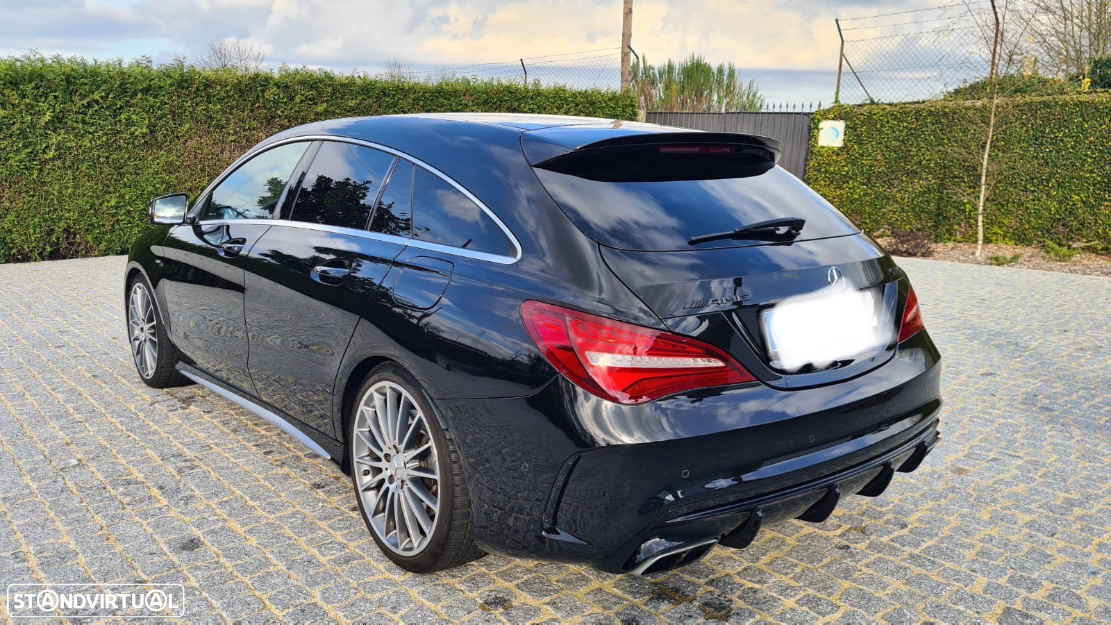 Mercedes-Benz CLA 45 AMG Shooting Brake 4-Matic - 10