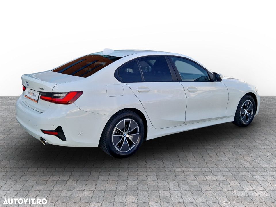 BMW Seria 3 318i AT - 7