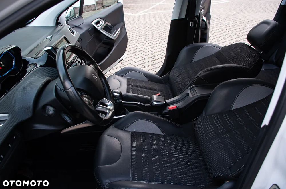 Peugeot 2008 120 VTI Allure - 35