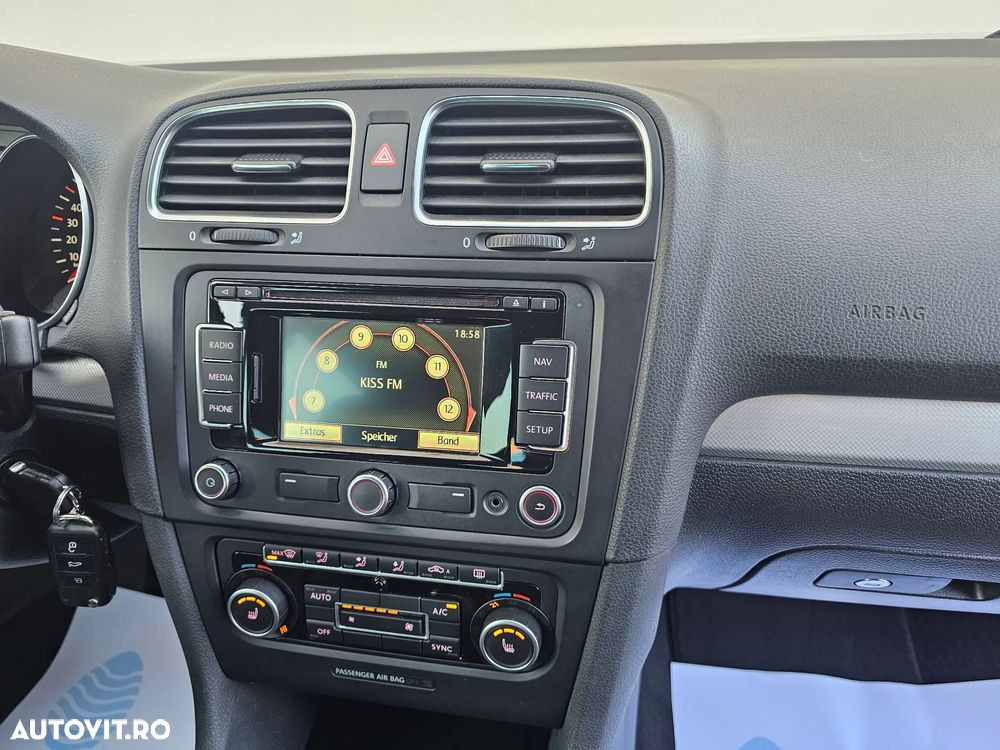 Volkswagen Golf 1.4 TSI MATCH - 10