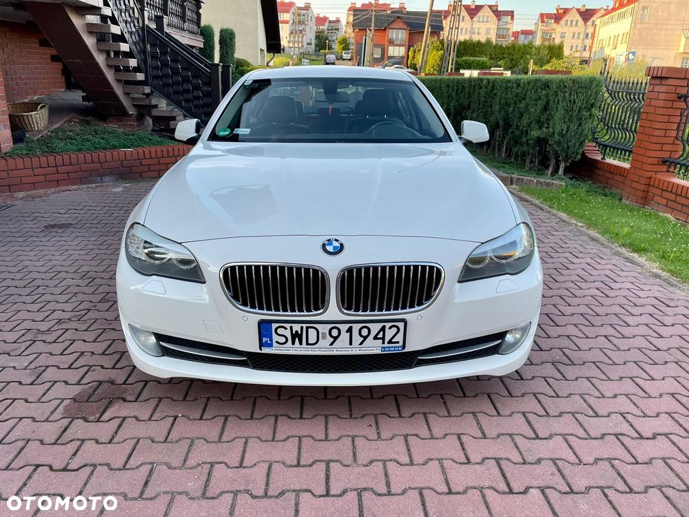 BMW Seria 5 520d Efficient Dynamics - 4