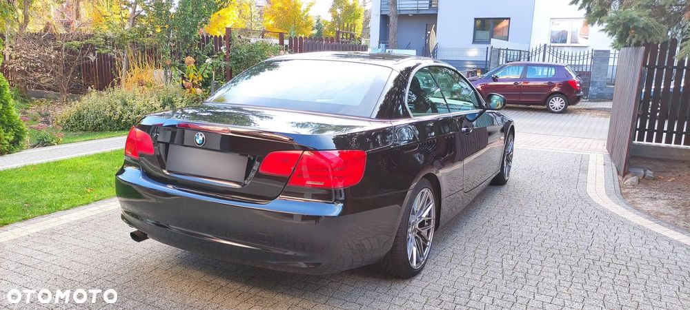 BMW Seria 3 320i - 3