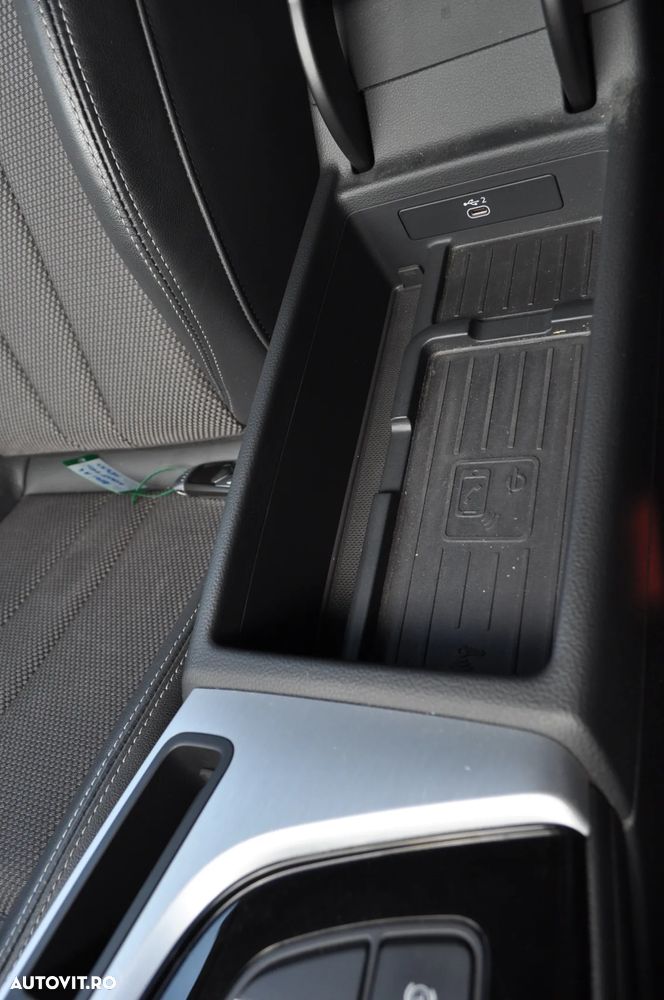 Audi A4 Avant 40 TFSI S tronic S line - 35