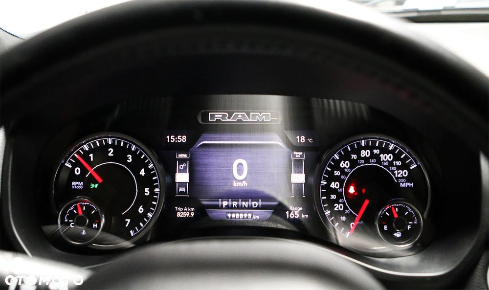 RAM 1500 5.7 Crew Cab Limited - 31