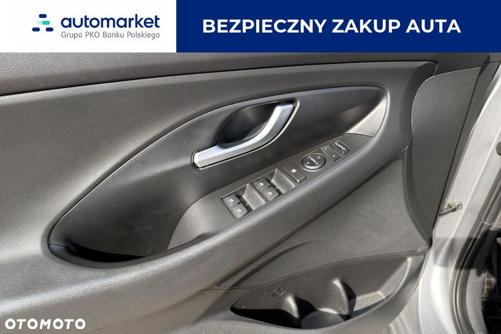 Hyundai i30 1.5 DPI Smart - 10