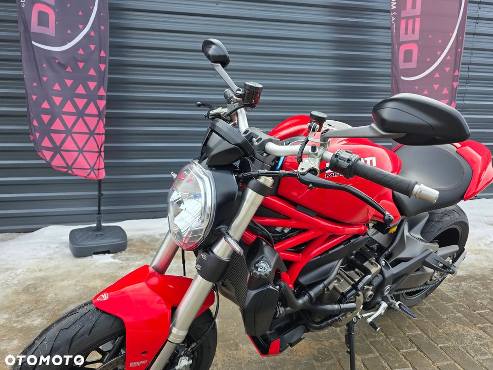 Ducati Monster - 12