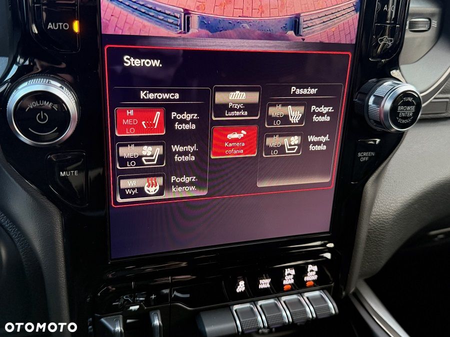 RAM 1500 Crew Cab Sport - 28