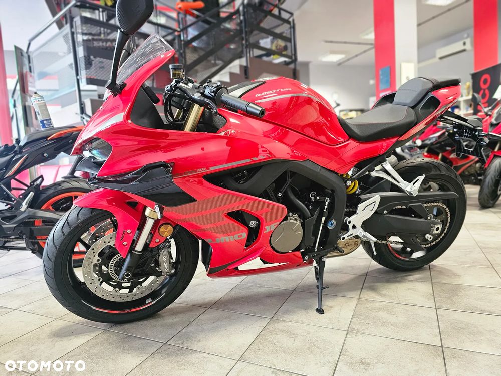 QJMOTOR SRK 800RR - 9