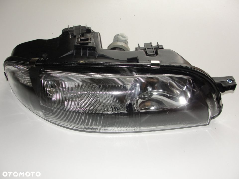 REFLEKTOR PRZEDNI PRAWY FIAT MAREA 01.96- TYC - 1